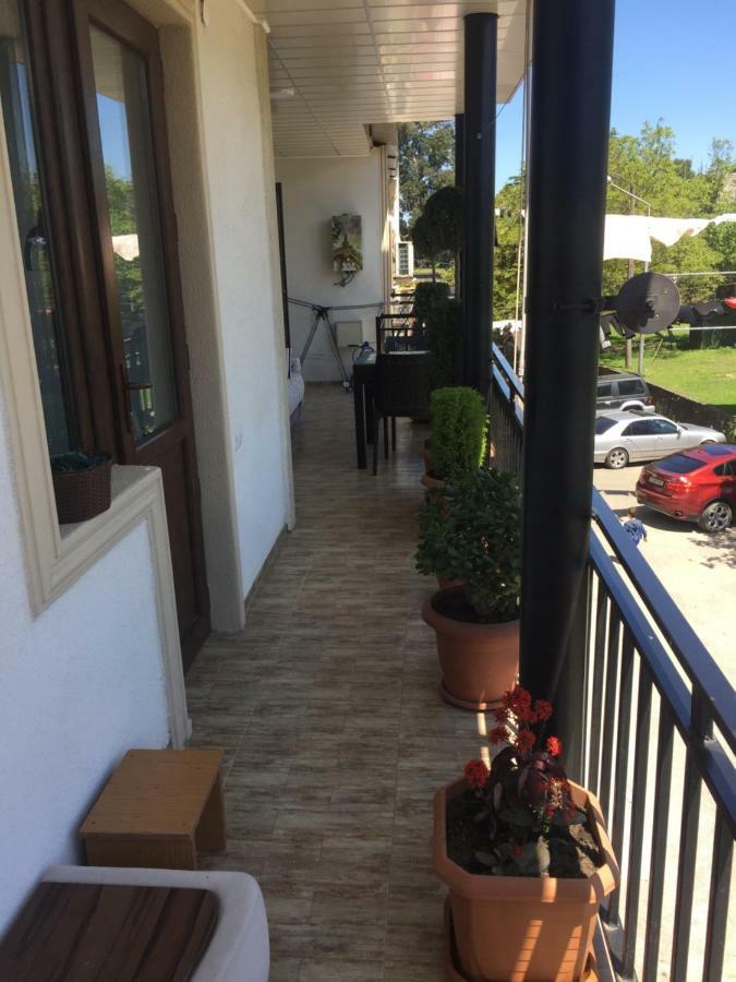 Apartamento Warm Flat Gonio Exterior foto